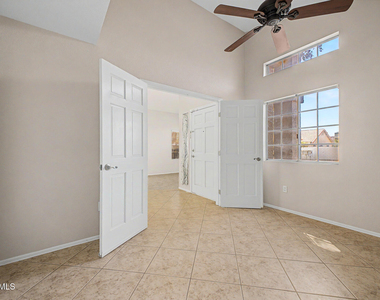 4106 E Ashurst Drive - Photo Thumbnail 5