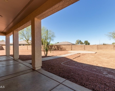 7612 S 70th Lane - Photo Thumbnail 27