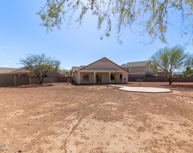 7612 S 70th Lane - Photo Thumbnail 29