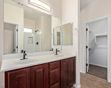 7612 S 70th Lane - Photo Thumbnail 19