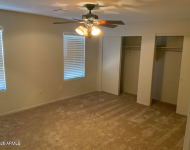 1533 S Western Skies Drive - Photo Thumbnail 5