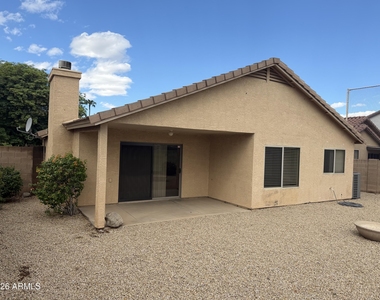 1533 S Western Skies Drive - Photo Thumbnail 10