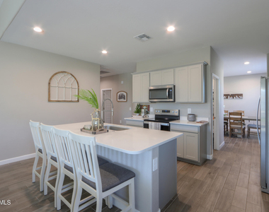 44583 W Palo Olmo Road - Photo Thumbnail 16