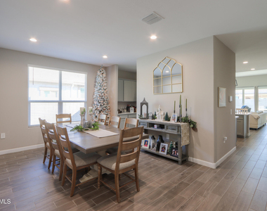 44583 W Palo Olmo Road - Photo Thumbnail 13