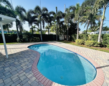 328 Se 6th Avenue - Photo Thumbnail 17