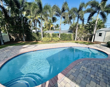 328 Se 6th Avenue - Photo Thumbnail 22
