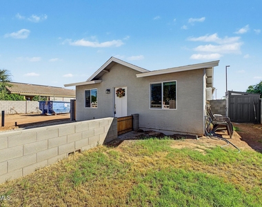 128 W Brooks Street - Photo Thumbnail 16