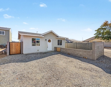 128 W Brooks Street - Photo Thumbnail 15