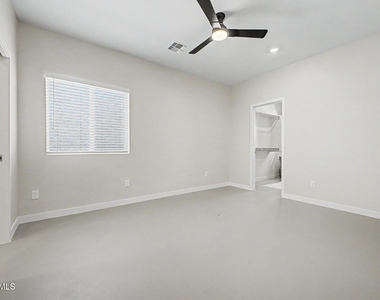 128 W Brooks Street - Photo Thumbnail 10