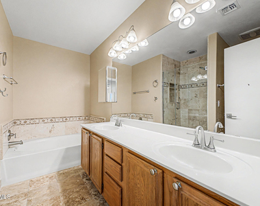 3301 E Marconi Avenue - Photo Thumbnail 9