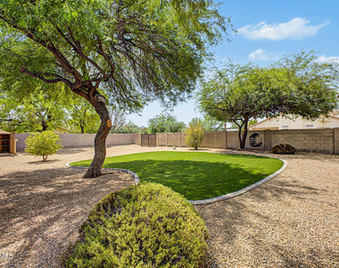 3301 E Marconi Avenue - Photo Thumbnail 16