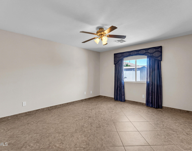 9250 E Carmel Avenue - Photo Thumbnail 22