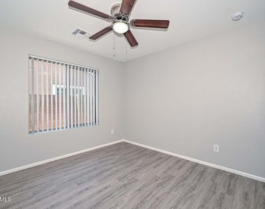 25726 W Victory Street - Photo Thumbnail 27