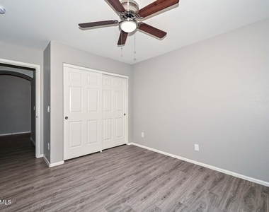 25726 W Victory Street - Photo Thumbnail 28