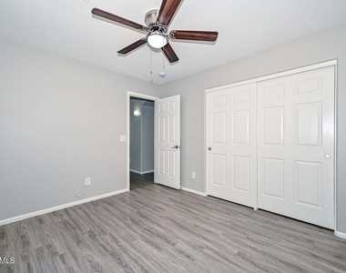25726 W Victory Street - Photo Thumbnail 24
