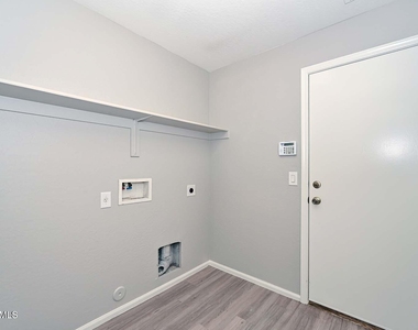25726 W Victory Street - Photo Thumbnail 29