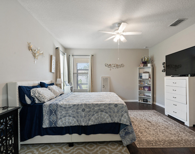 12532 Sawgrass Oak Street - Photo Thumbnail 16