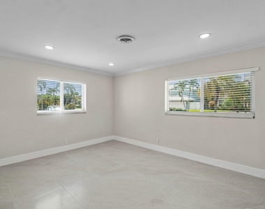 1525 Se 6th Street - Photo Thumbnail 24