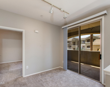 5303 N 7th Street - Photo Thumbnail 9