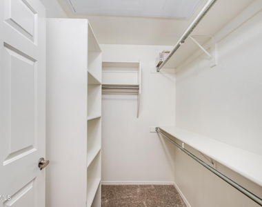 5303 N 7th Street - Photo Thumbnail 13