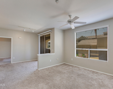 5303 N 7th Street - Photo Thumbnail 3