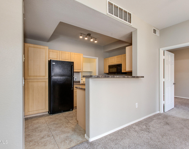 5303 N 7th Street - Photo Thumbnail 6