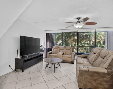 2931 Sw 87th Terrace - Photo Thumbnail 8