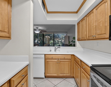 2931 Sw 87th Terrace - Photo Thumbnail 16