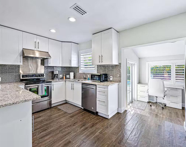 322 Maddock Street - Photo Thumbnail 7