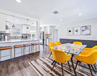 322 Maddock Street - Photo Thumbnail 10