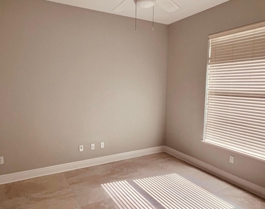 218 Sw Ridgecrest Drive - Photo Thumbnail 9
