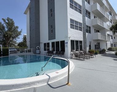 550 Bayshore Drive - Photo Thumbnail 24