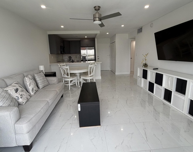 550 Bayshore Drive - Photo Thumbnail 16