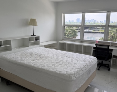 550 Bayshore Drive - Photo Thumbnail 20