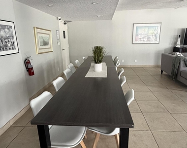 550 Bayshore Drive - Photo Thumbnail 4