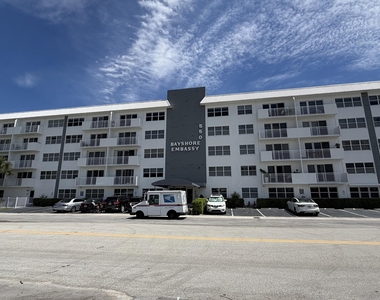 550 Bayshore Drive - Photo Thumbnail 12