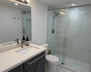 550 Bayshore Drive - Photo Thumbnail 28