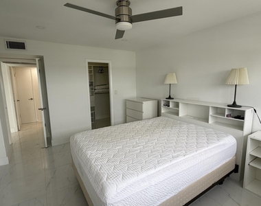 550 Bayshore Drive - Photo Thumbnail 27