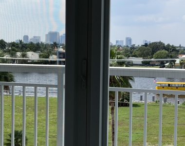 550 Bayshore Drive - Photo Thumbnail 26
