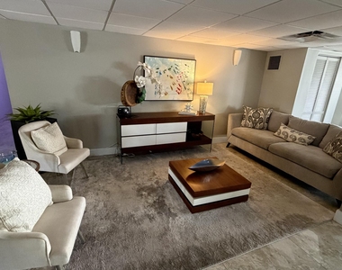 550 Bayshore Drive - Photo Thumbnail 1