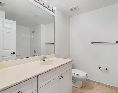 3022 Alcazar Place - Photo Thumbnail 12