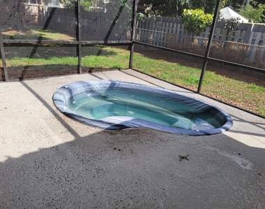 2911 Sw Lucerne Street - Photo Thumbnail 4