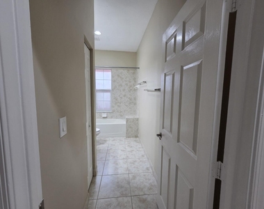 4321 Coquina Winds Way - Photo Thumbnail 35