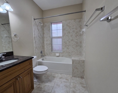 4321 Coquina Winds Way - Photo Thumbnail 36