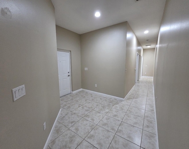 4321 Coquina Winds Way - Photo Thumbnail 3