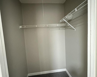4564 Gulfstream Road - Photo Thumbnail 13