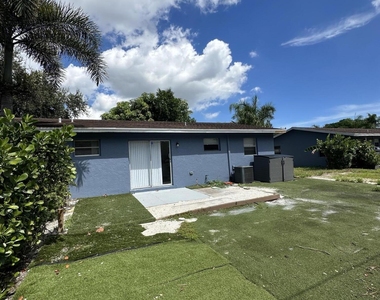 4564 Gulfstream Road - Photo Thumbnail 16