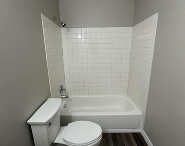 4564 Gulfstream Road - Photo Thumbnail 6