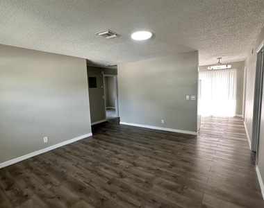 4564 Gulfstream Road - Photo Thumbnail 1