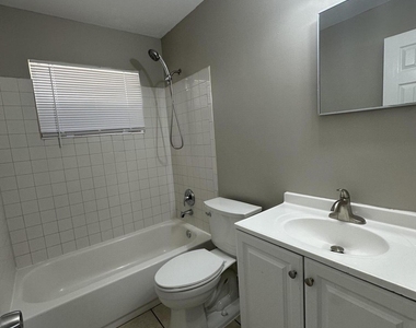 4564 Gulfstream Road - Photo Thumbnail 14